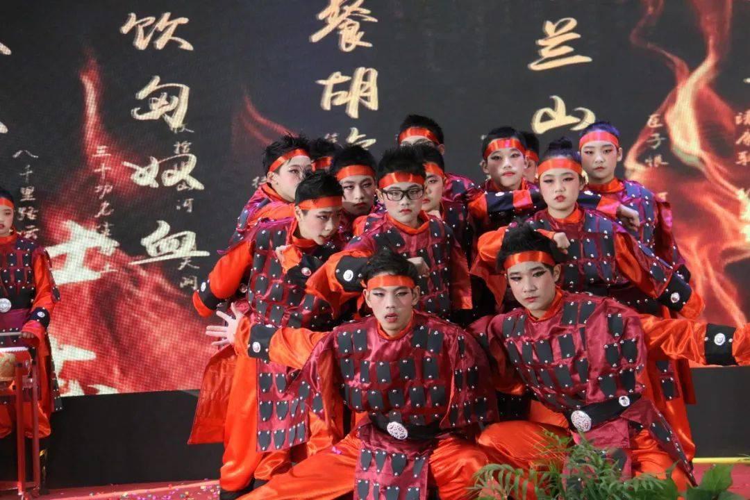 年销售34.6亿！走近奥特莱斯掌舵者金亮